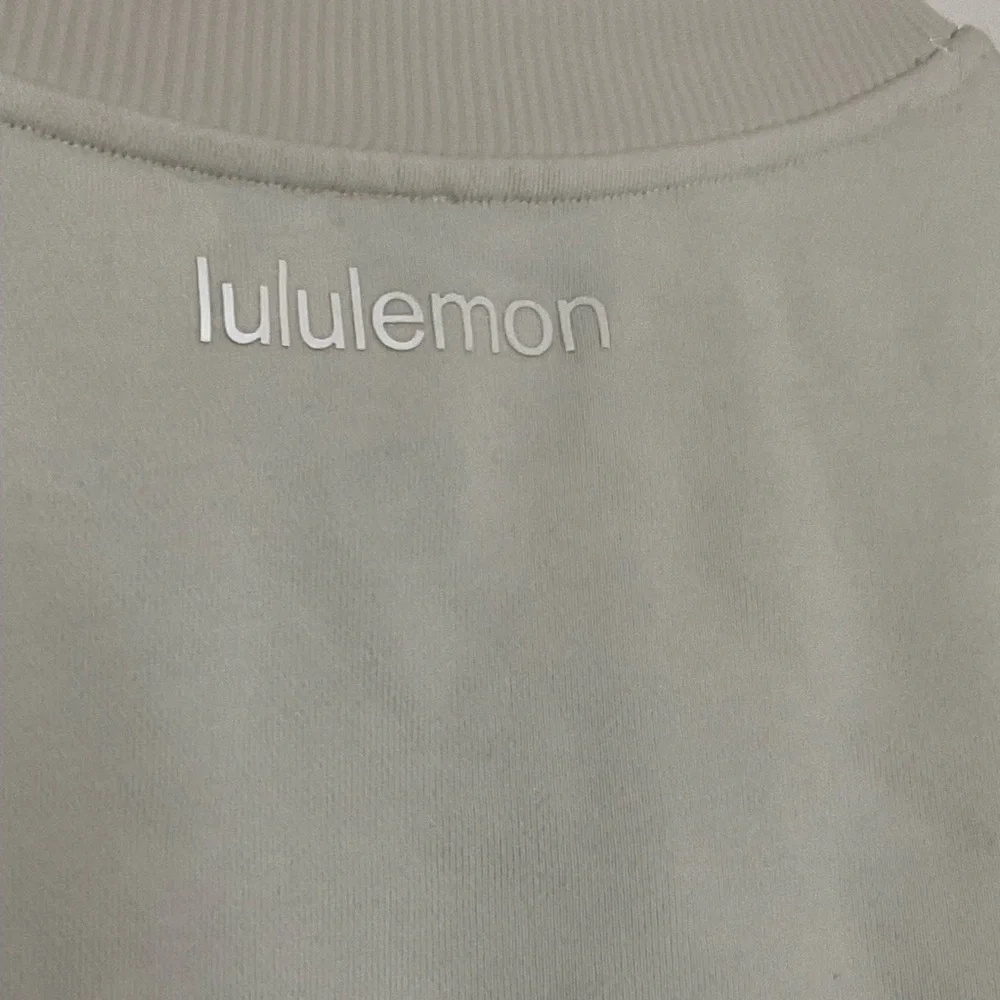 Lululemon Perfectly Oversized
Patchwork Crew Sweatshirt Ribbed - Picture 8 of 9